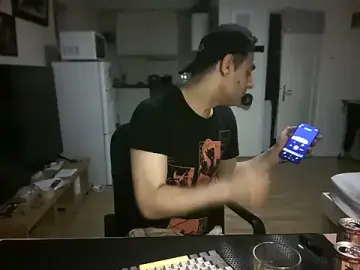 Stripchat Adult Webcam of mihaimichael