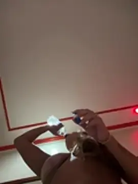Stripchat Free Live Porn of lariic
