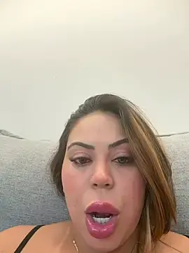 Stripchat Free Porn Cam of lariic