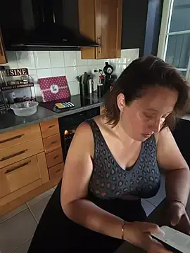Stripchat Adult Webcam of zelda252