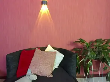 Stripchat Best live sex cam show of EmiGomez_