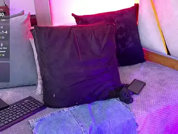 Stripchat Live Sex of Luna_Naughty1