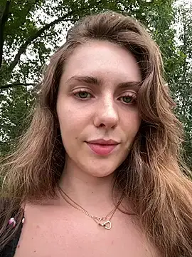 Stripchat Best Webcam of MariiD