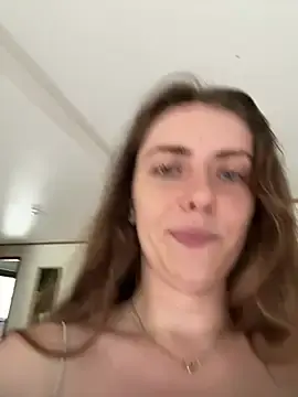 Stripchat Free Porn Cam of MariiD