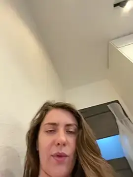 Stripchat Adult Webcam of MariiD