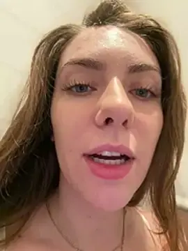 Stripchat Sex Cam of MariiD