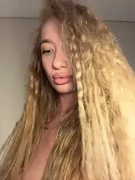 Stripchat Private Sex Chat of RollingGirls