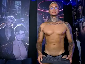 Stripchat Adult Webcam of damian_becker