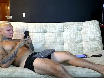 Stripchat Best live sex cam show of damian_becker