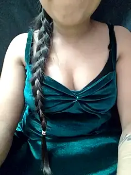 Stripchat Sex Chat of Roshni_98