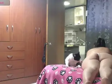 Stripchat Adult Video Chat of miia-big1boobs_