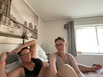 Stripchat Live Sex of Curvy-Jinx