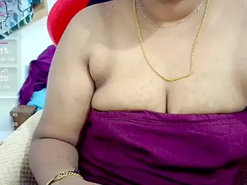 Stripchat Adult Webcams of MALLUIVANIYA_COUPLE