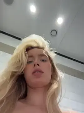 Stripchat Best live sex cam show of PollyDolly