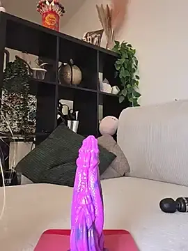 Stripchat Sex Cam of LessiaMia