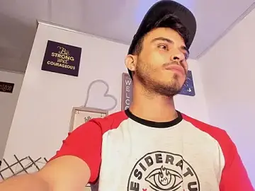 Stripchat Watch Live Sex Cams of Bastian_MCcormick