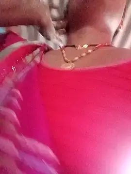Stripchat Nude Webcam of Divya_hot88