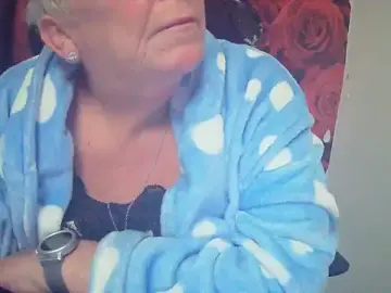 Stripchat Best live sex cam show of Playful_MILF_Demi