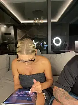 Stripchat Watch Live Sex Cams of SexOnMyLvL