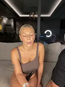 Stripchat Watch Live Sex Cams of SexOnMyLvL