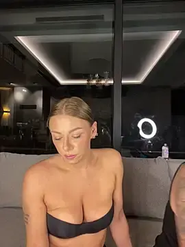 Stripchat Nude Webcam of SexOnMyLvL