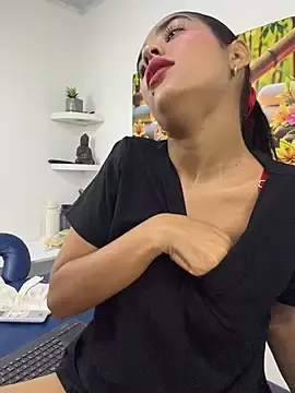 Stripchat Free Live Porn of Spa-Girls