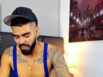 Stripchat Watch Live Sex Cams of _kameron9811