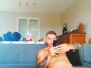 Stripchat Free Live Porn of Elkafit28