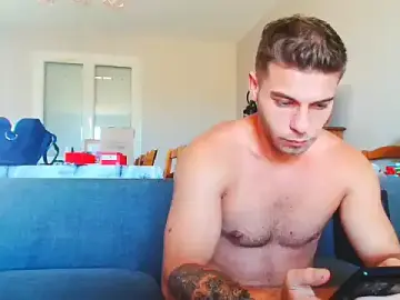 Stripchat Free Porn Cam of Elkafit28