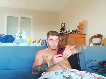 Stripchat Live Sex Cam of Elkafit28