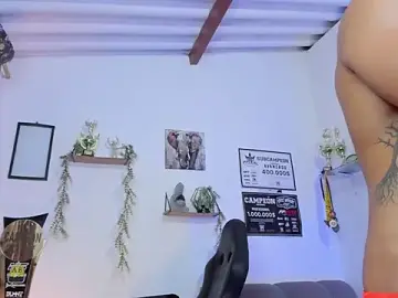 Stripchat Free Porn Cam of Rob_zaens33