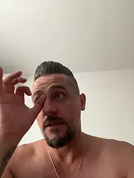 Stripchat Free Porn Cam of InsaneMattt