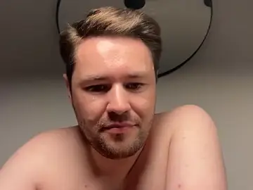 Stripchat Sex Cam of JsHusband