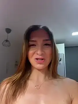 Stripchat Watch Live Sex Cams of StracciaStella-