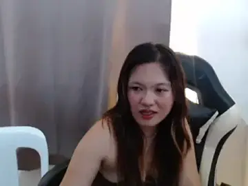 Stripchat Sex Cam of honey_asian69