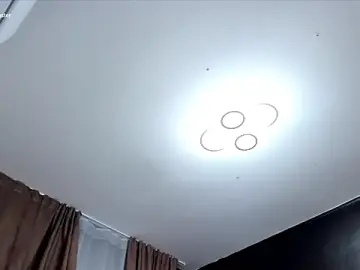 Stripchat Watch Live Sex Cams of fireflowers_
