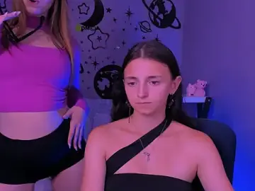 Stripchat Live Porn of caroline_honeyy