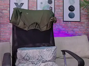 Stripchat Best live sex cam show of mike-collinss