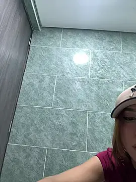 Stripchat Sex Cam of Daisy_Fisting