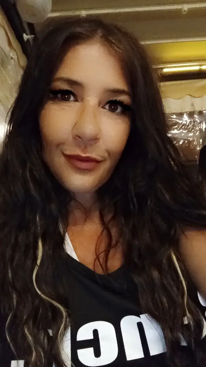 Leanne43