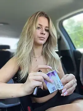 Stripchat Free Live Porn of Love_Bri
