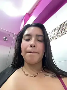 Stripchat Adult Webcams of Miss_Bella_Flame