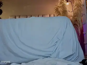 Stripchat Best live sex cam show of Silvermistt