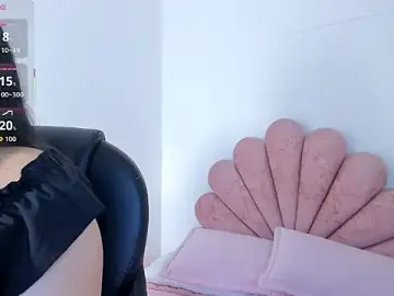 Stripchat Nude Webcam of AmberGreyy_