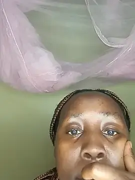 Stripchat Live Sex Cam of Swit_virgin22