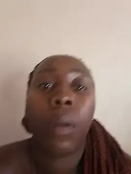 Stripchat Live Sex Cam of Swit_virgin22