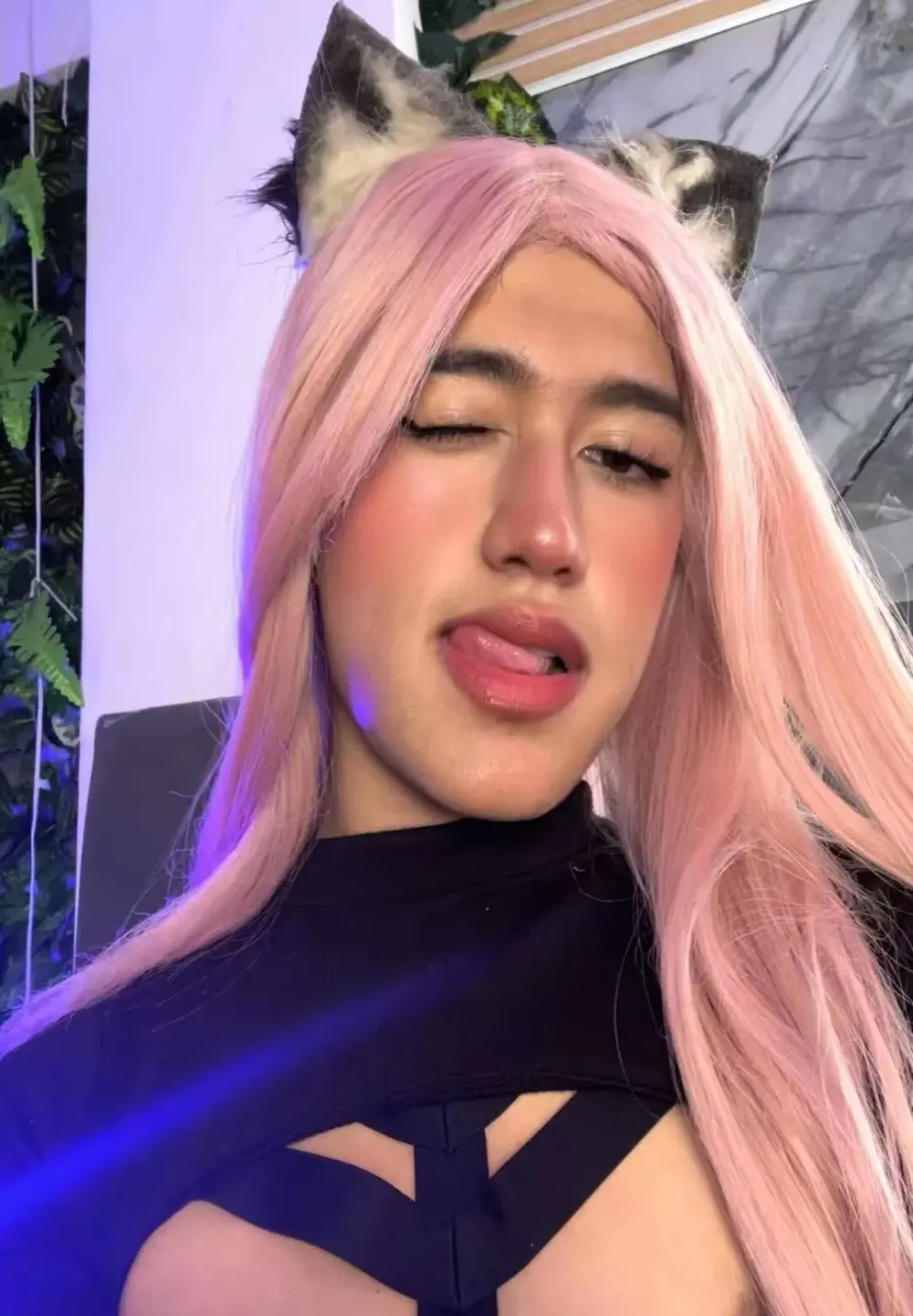 Luna_Sissy_