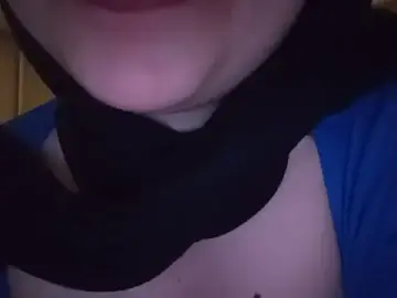 Stripchat Nude Webcam of gizzz34