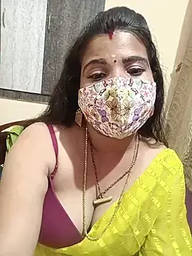 Stripchat Free Porn Cam of Devi_Tina