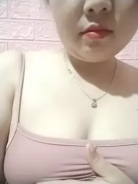 Stripchat Sex Cam of Tindraa1